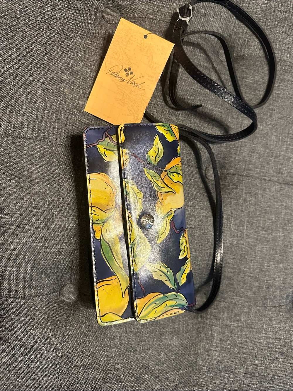 NWT Patricia Nash Navy Crossbody with Yellow Lemon Print with duster